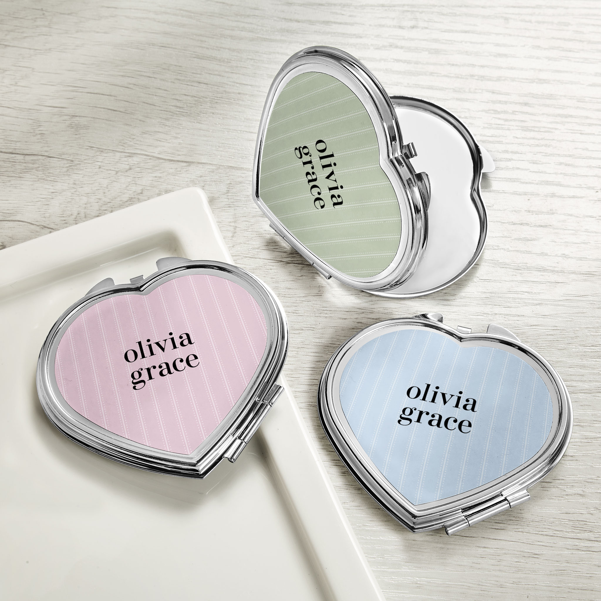 Vintage Lines Heart Compact Mirror