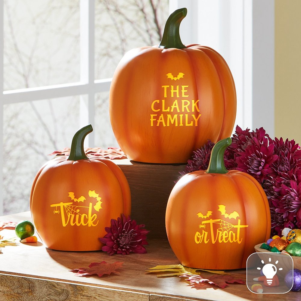 Light-Up Trick or Treat Pumpkin Set