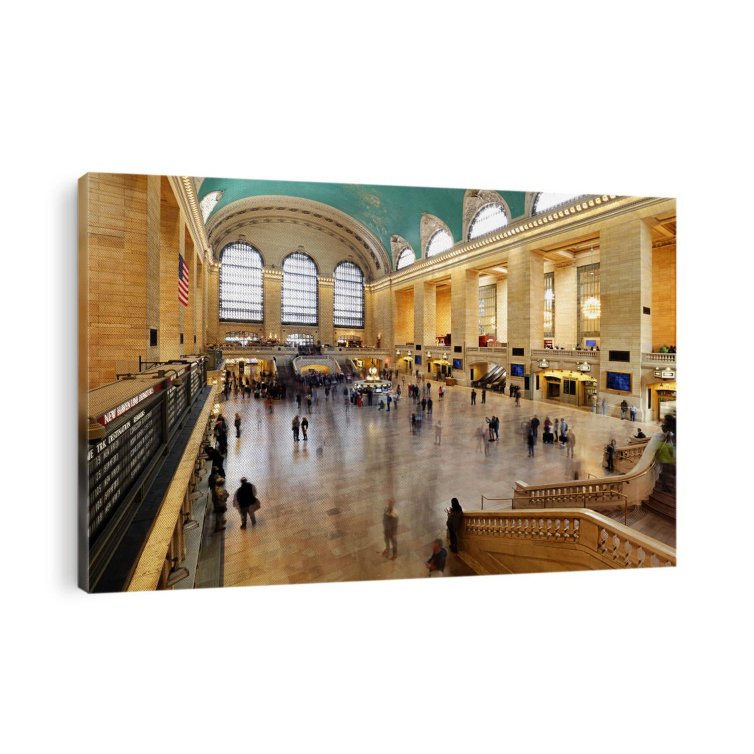 New York City - Manhattan Grand Central Station with people walking - Blur