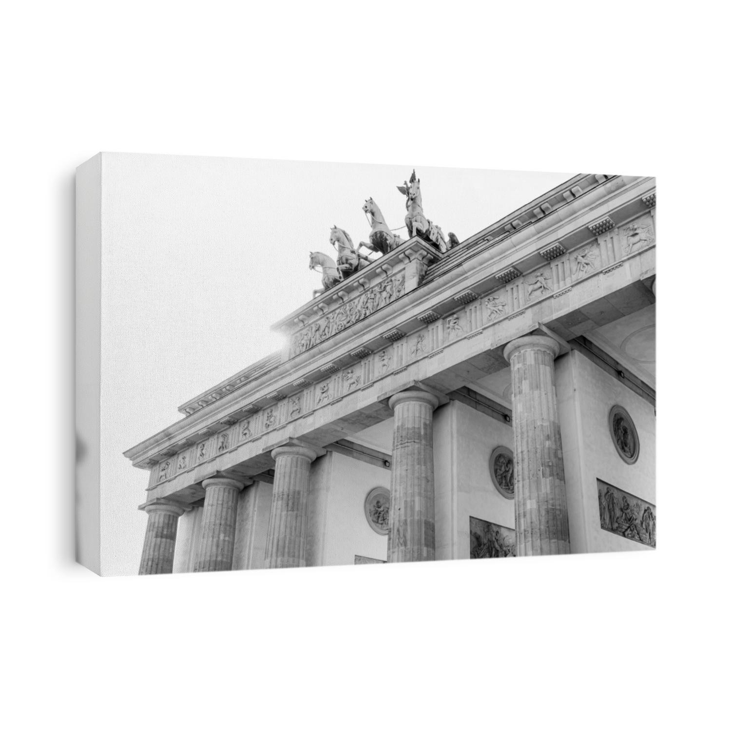 Brandenburg Gate (Brandenburger Tor) famous landmark in Berlin