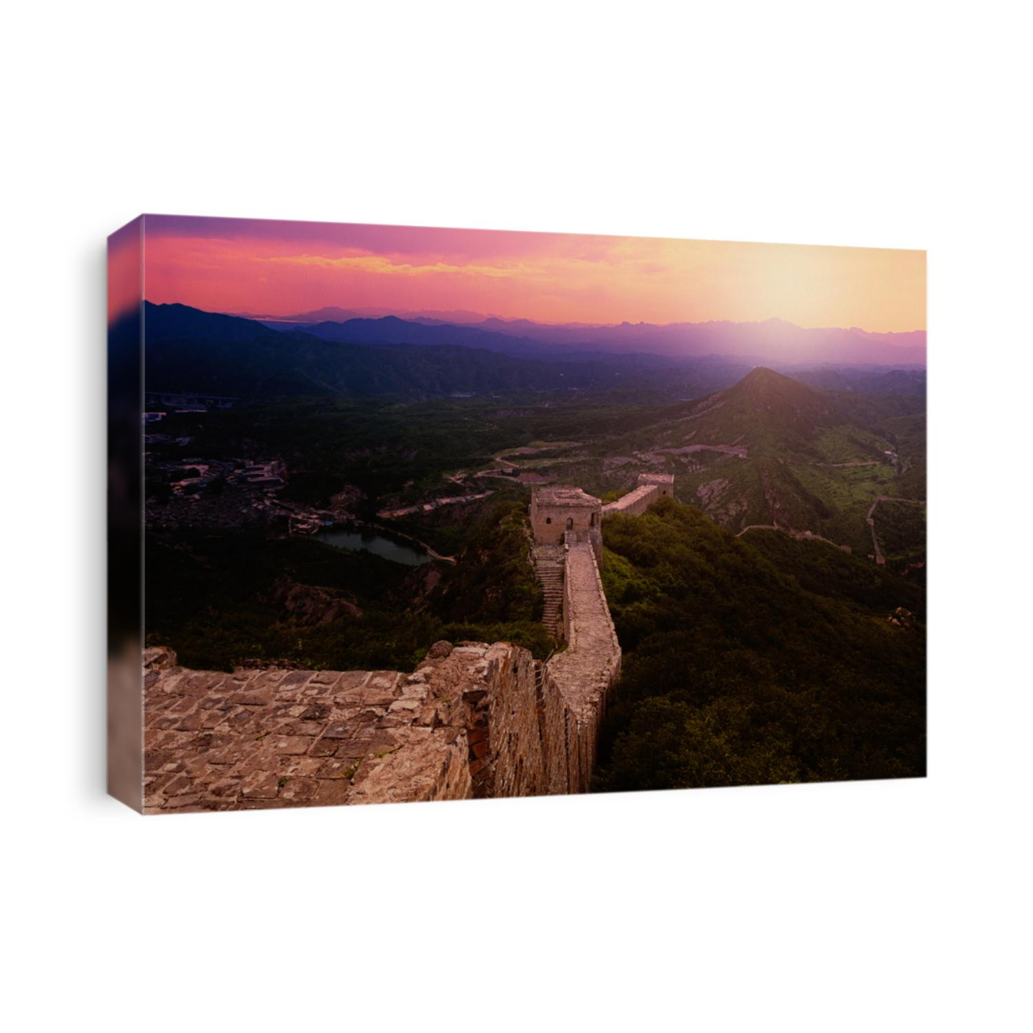nature view of Simatai Great Wall in sunset.