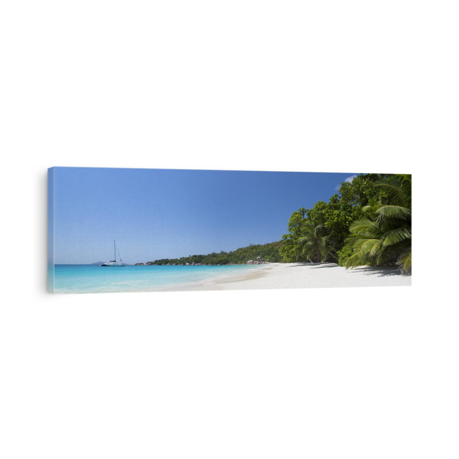Praslin island, Seyshelles, Anse Lazio. The island of dreams for a rest and relaxation.
